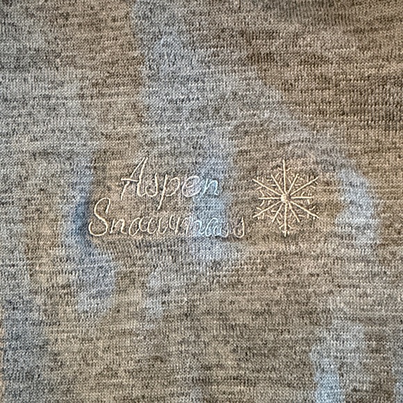 KUHL Women’s Cowl Neck Sweatshirt Lightweight Aspen Snowmass Embroidered Logo - Picture 11 of 11